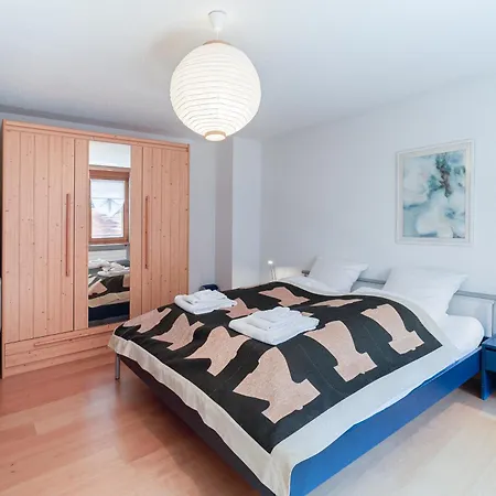 شقة Haus Baergbach By Premium زيرمات